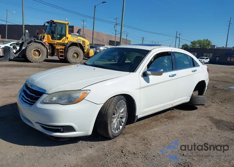 2011 Chrysler 200 Limited z USA, uszkodzony, nr VIN 1C3BC2FG7BN522781